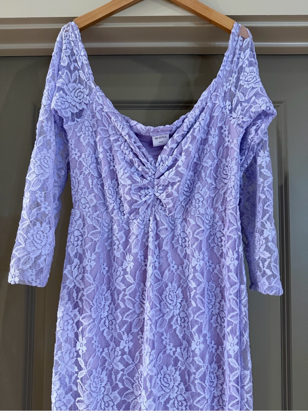 Elegant Lavender Maternity Lace Dress